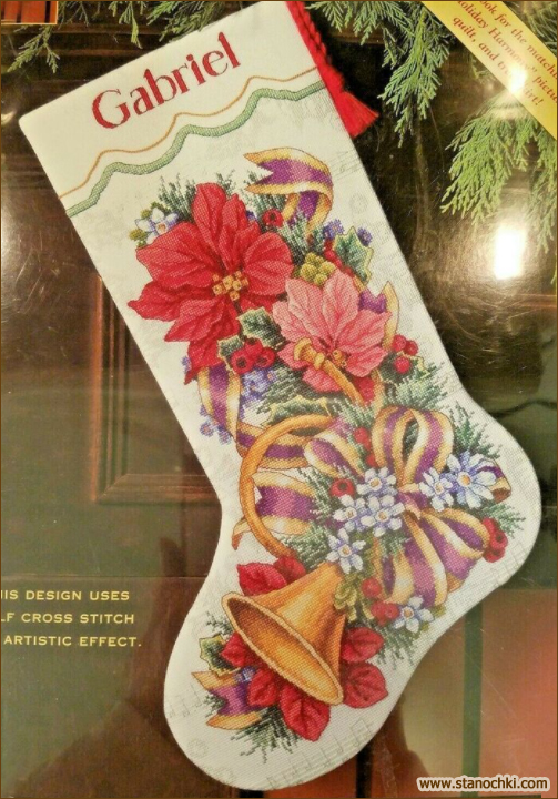     Holiday Harmony Stocking (08713) (   Dimensions. The Golden Collection.) ()